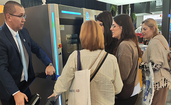 1763951887138599.png ZHANHUI5.png